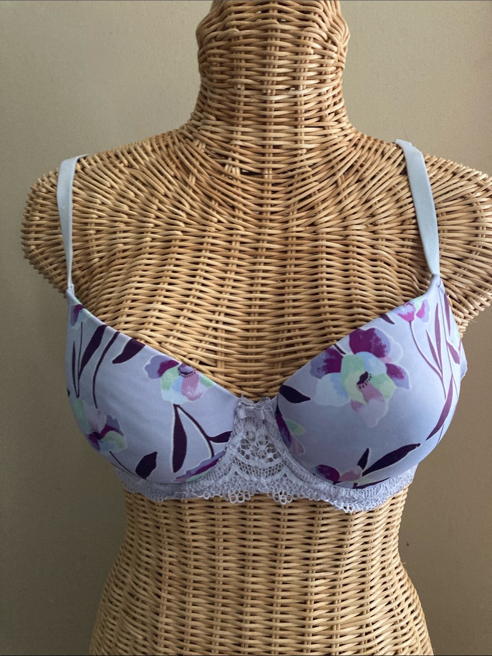 Light Purple Floral Lace Underwire Bra 36B
